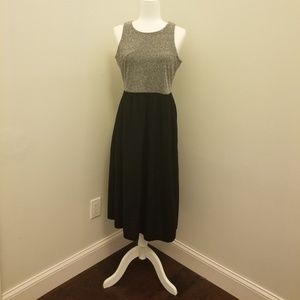 Praradox mixed media gray/black dress w/ pockets